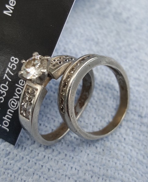 Lost Wedding Rings in Sugar Land, Texas