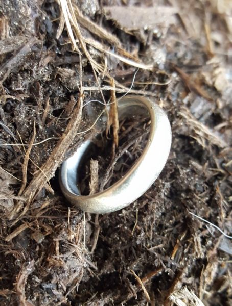 Wedding Ring Lost while throwing mulch and planting shrubs in Katy, Texas