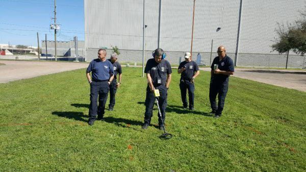 Houston Police Department’s Dive Team and Metal Detecting